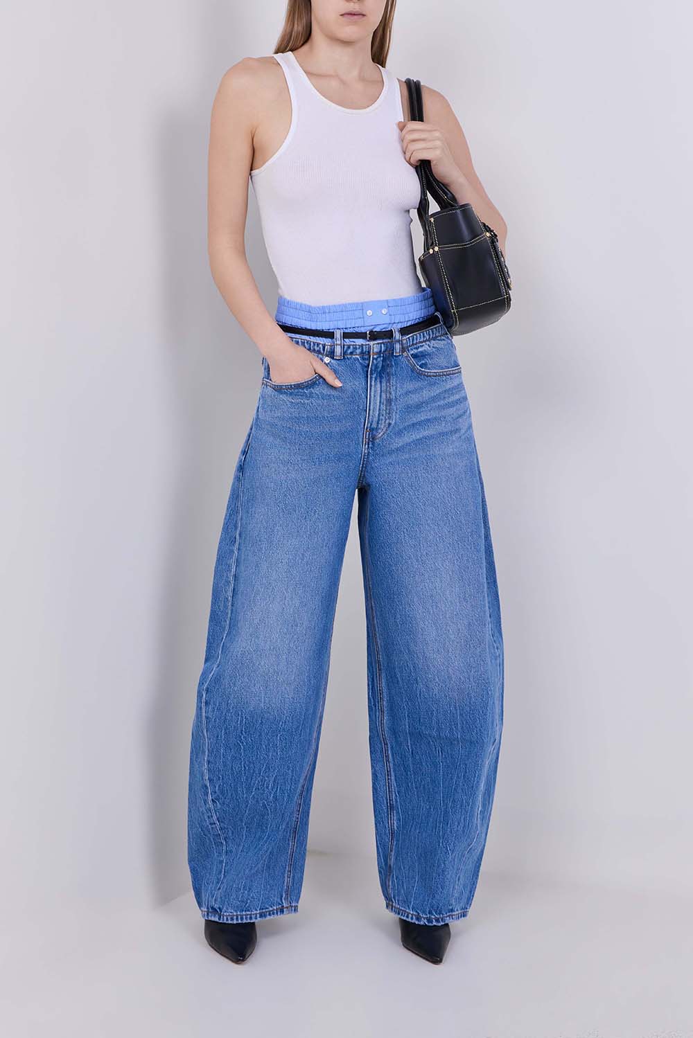 מכנסי ג&rsquo;ינס בגזרה רחבה